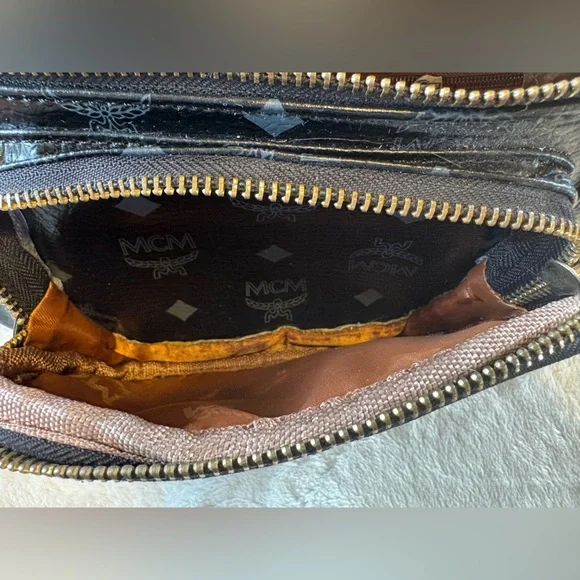 Authentic MCM Black Crossbody Bag - Picture 4 of 4